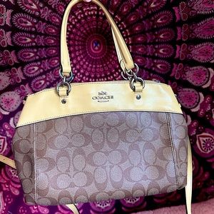 Coach handbag with Yellow detail